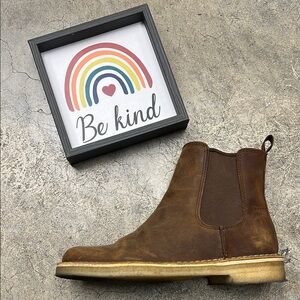 Clarks Desert Peak Chelsea boots in beeswax leather